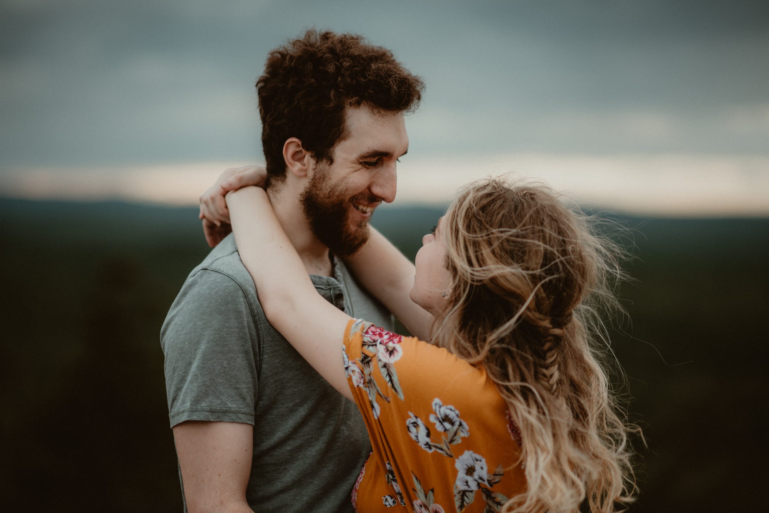 Adventurous couples portraits on Hogback Mountain in Marquette, Michigan.