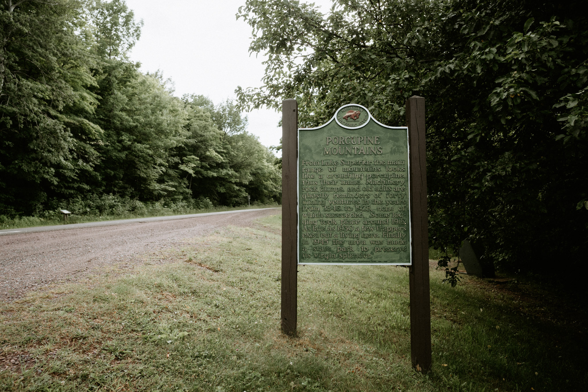 Porcupine Mountains info sign